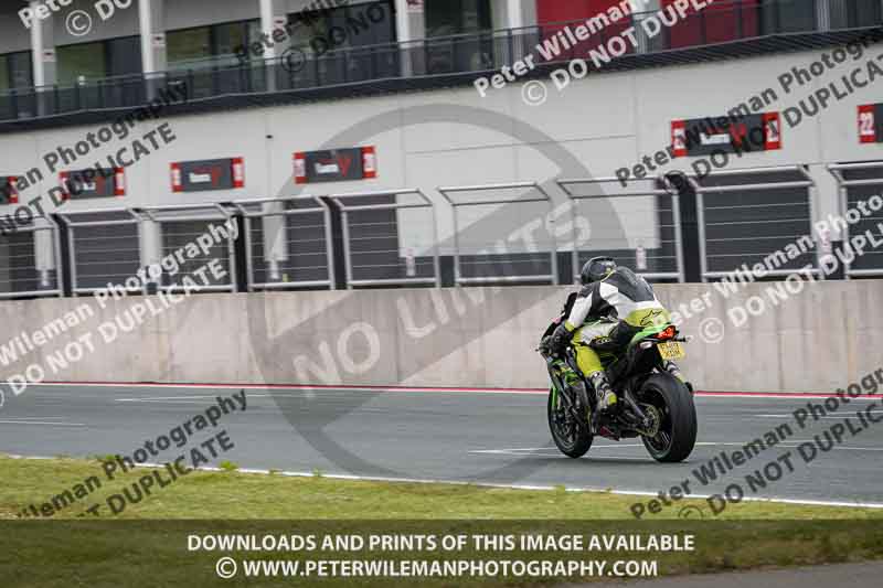 cadwell no limits trackday;cadwell park;cadwell park photographs;cadwell trackday photographs;enduro digital images;event digital images;eventdigitalimages;navarra;no limits trackdays;peter wileman photography;racing digital images;trackday digital images;trackday photos